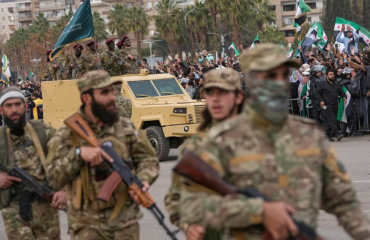 Βίντεο: Ο συριακός Στρατός μπήκε στην επαρχία Ράκα που ελέγχουν οι Κούρδοι