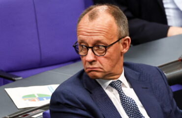 Φρίντριχ Μερτς κατά Ντ.Τραμπ: «Είμαστε  αποφασισμένοι και ενωμένοι στο πλευρό  του λαού της Γροιλανδίας»