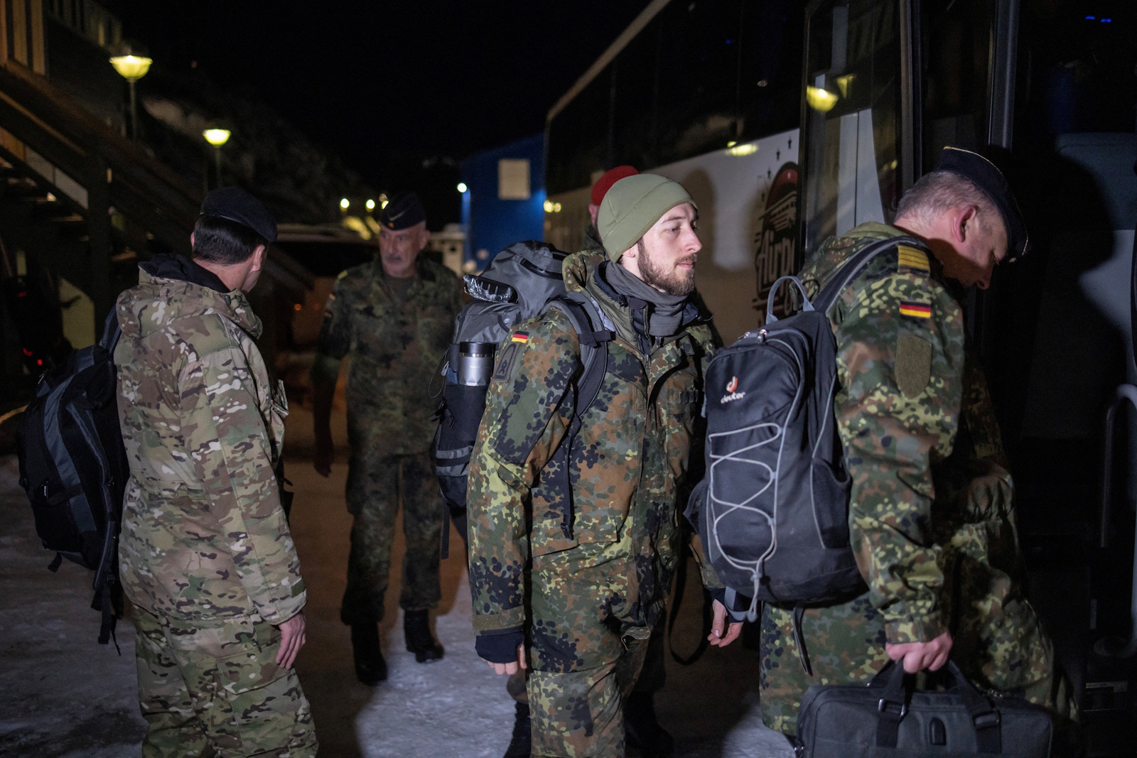 Βερολίνο για Γερμανούς στρατιώτες: «Δεν έφυγαν πρόωρα – Έκαναν την αναγνώρισή τους και αποχώρησαν»!