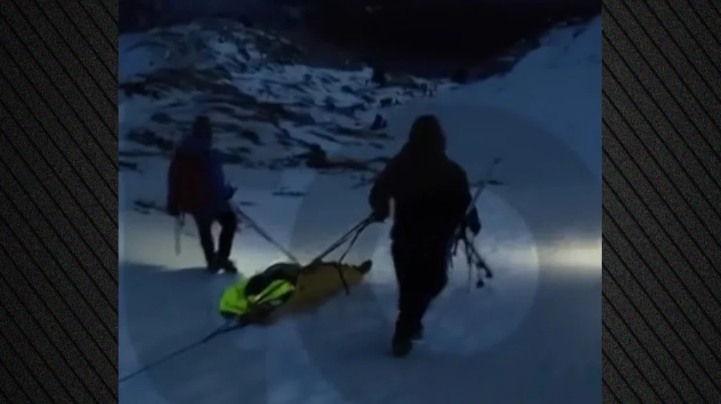 Ταΰγετος: Δείτε βίντεο από την επιχείρηση διάσωσης των οκτώ ορειβατών που εγκλωβίστηκαν σε δυσπρόσιτο σημείο