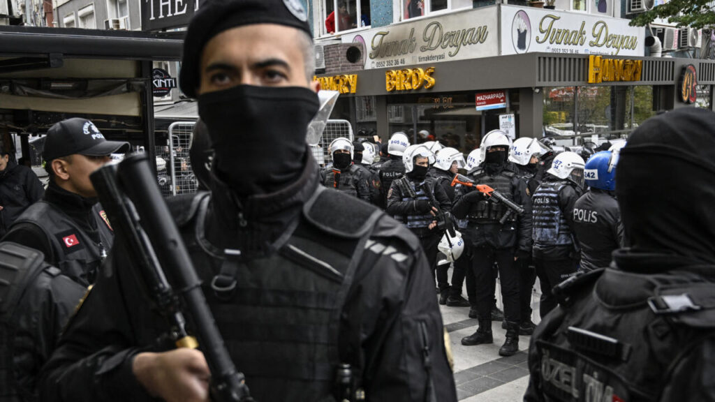 Διαδηλώσεις Κούρδων στην Τουρκία  εν μέσω επιθέσεων από το καθεστώς της Δαμασκού