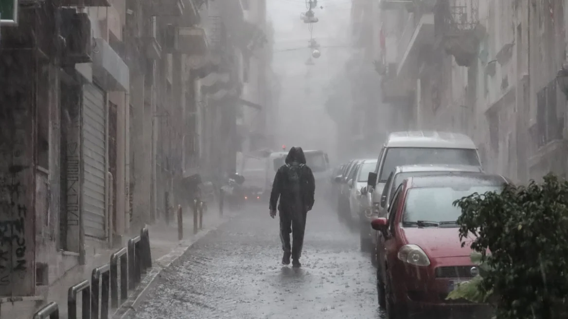 Οι πέντε περιφέρειες της χώρας που τέθηκαν σε «Red Code» λόγω της κακοκαιρίας: Ανάμεσά τους και η Αττική