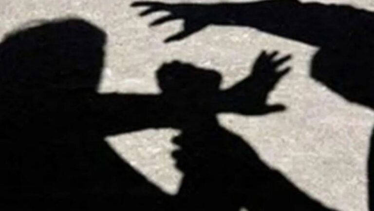 Ρόδος: Εισέβαλαν σε σπίτι 18χρονου και τον ξυλοκόπησαν άγρια