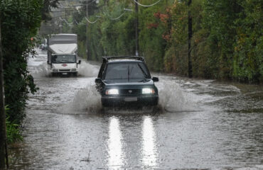Μήνυμα από το 112 σε Εύβοια και Βοιωτία για περιορισμό των μετακινήσεων