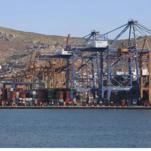 Εισροή υδάτων σε δεξαμενόπλοιο υπό ελληνική σημαία με 18μελές πλήρωμα στο Πέραμα