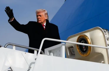 Έφτασε ο Ν.Τραμπ στο Νταβός:  Σήμερα η ομιλία του – Ακυρώθηκε η συνάντηση με τον Μερτς