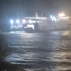 Κακοκαιρία στη Ρόδο: Η θάλασσα βγήκε στον παραλιακό δρόμο (βίντεο)