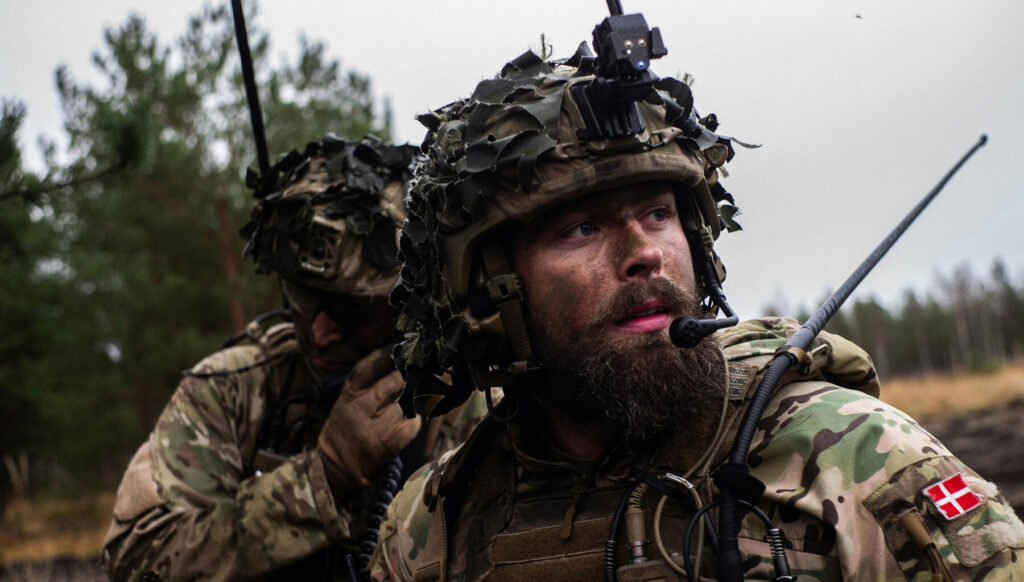 «Οι Δανοί στρατιώτες στην Γροιλανδία είναι έτοιμοι για μάχη» διατείνονται τα ΜΜΕ της Δανίας