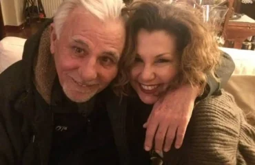 Η συγκινητική ανάρτηση της κόρης του Σπύρου Καρατζαφέρη: «Ευγνωμοσύνη που ήσουν μπαμπάς μου»