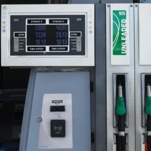 Στο «φως» αποκαλυπτικοί διάλογοι μεταξύ μελών του κυκλώματος που «πείραζε» τις αντλίες σε πρατήρια καυσίμων