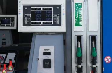 Στο «φως» αποκαλυπτικοί διάλογοι μεταξύ μελών του κυκλώματος που «πείραζε» τις αντλίες σε πρατήρια καυσίμων