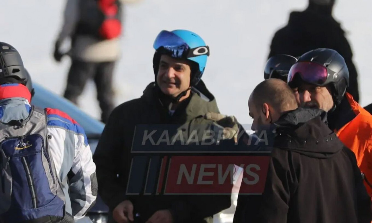 Στην Αττική οι πολίτες μετράνε ακόμα τις «πληγές» τους και ο Κ.Μητσοτάκης πάει στα Καλάβρυτα για… σκι