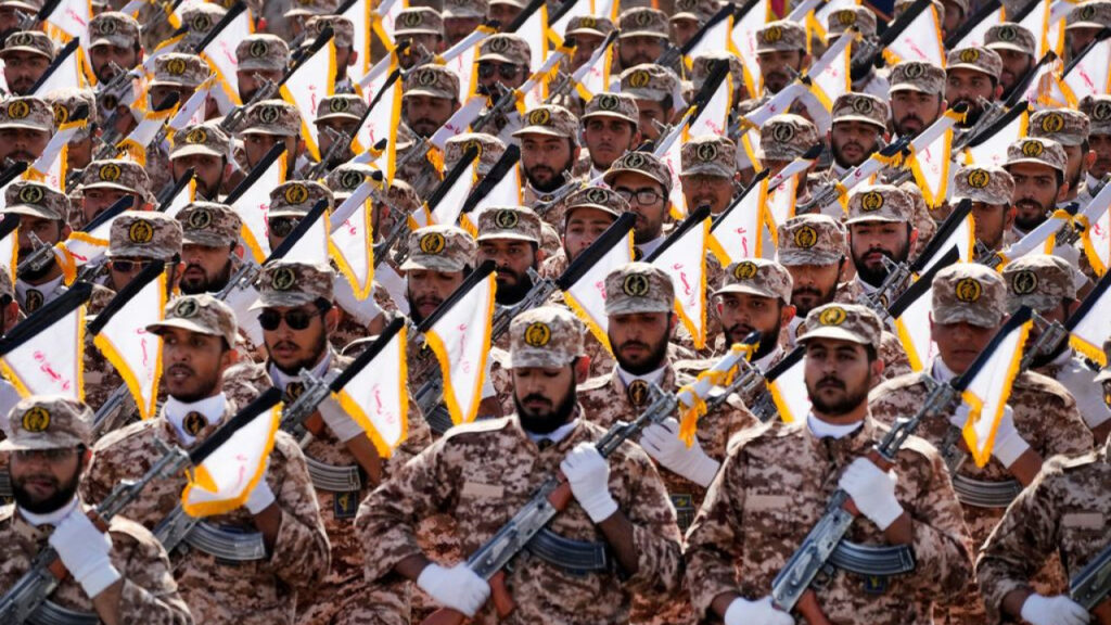 Ιράν: «Είμαστε με το δάχτυλο στη σκανδάλη» λέει ο επικεφαλής των Φρουρών της Επανάστασης