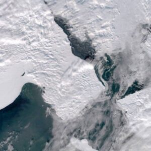 Aλάσκα: Η στιγμή που τεράστια πλατφόρμα γεώτρησης πετρελαίου ανατρέπεται στην Βόρεια Πλαγιά (βίντεο)