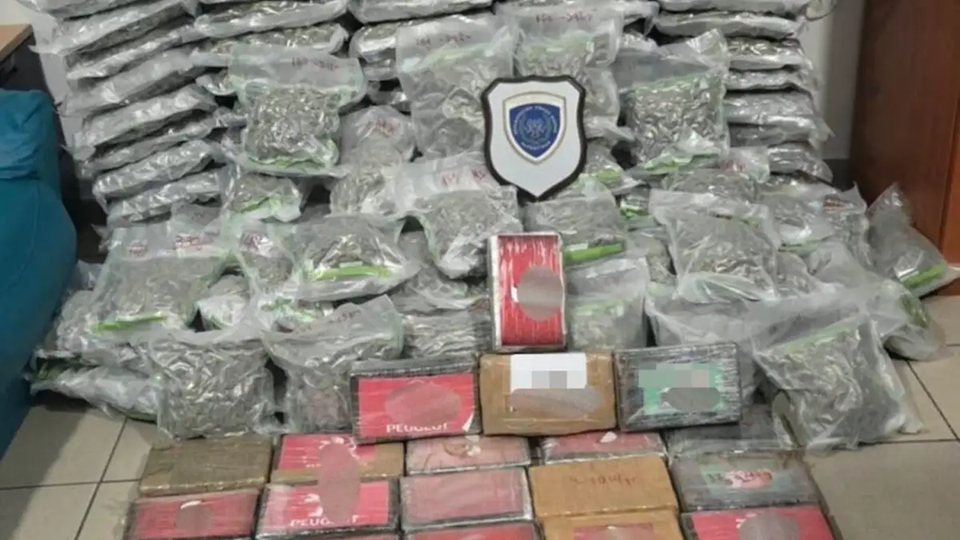 Κατασχέθηκαν πάνω από 155 κιλά ναρκωτικών σε φορτηγό στο λιμάνι της Πάτρας – Δύο συλλήψεις