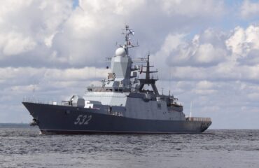 Θρίλερ στην Μάγχη: Ρωσική κορβέτα αποτρέπει την κατάληψη τάνκερ από βρετανικά και ολλανδικά σκάφη