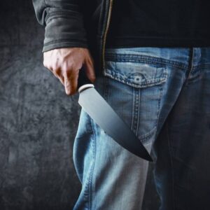 Φρίκη στη Γλυφάδα: Γιος σκότωσε τον πατέρα του και έκρυψε τη σορό στο πορτ μπαγκάζ αυτοκινήτου