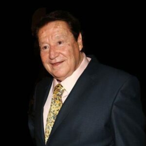 Κανάλι EXTRA 3 και Φίλιππος Βρυώνης: Το «έξυπνο πουλί» από την μύτη πιάνεται…