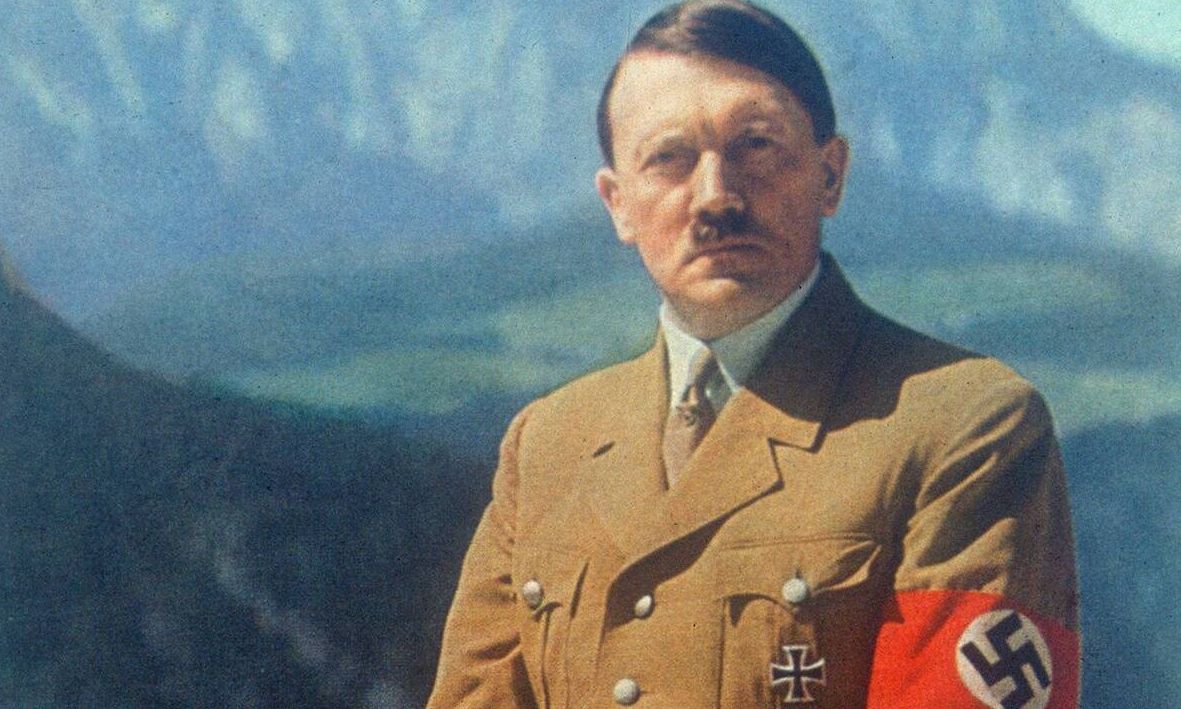 Γερμανία: Όταν ηθοποιός είχε ντυθεί Χίτλερ και είχε βγει στους δρόμους – Η αντίδραση των περαστικών (βίντεο)