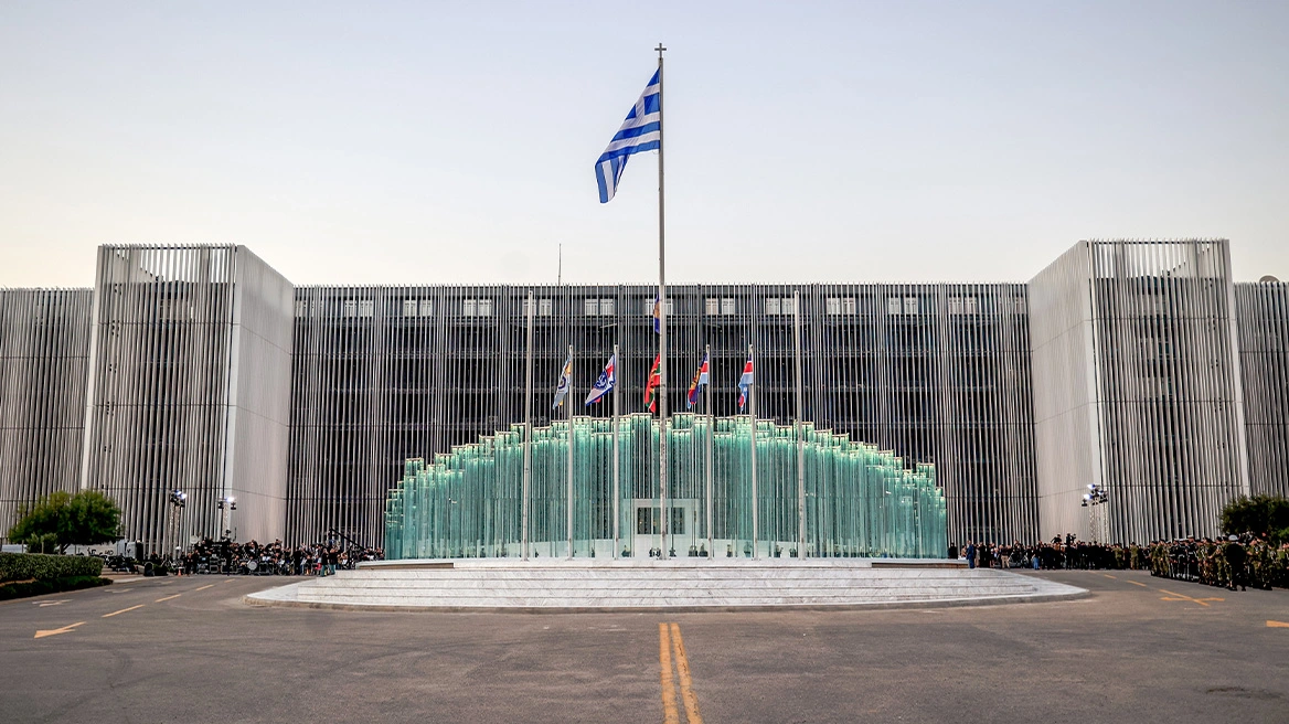 Στην κυριότητα του ΥΠΕΘΑ επιστρέφουν δύο ακίνητα στην Αττική συνολικής έκτασης 114.363 τ.μ.