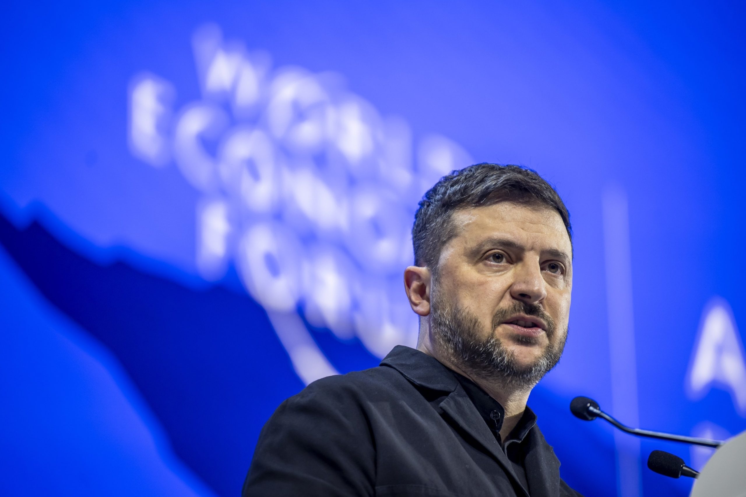 Ξαφνική σκλήρυνση της στάσης του Κιέβου: «Ούτε πόντο δεν παραχωρούμε από το έδαφος της Ουκρανίας»