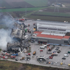 Τους 1.000°C ξεπέρασε η θερμοκρασία στη «Βιολάντα» μετά από τη φονική έκρηξη και τη φωτιά