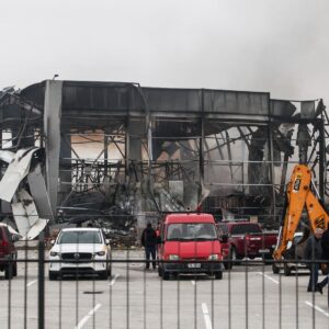 Τρίκαλα: Βίντεο ντοκουμέντο από την εκκωφαντική έκρηξη στη μπισκοτοβιομηχανία «Βιολάντα»