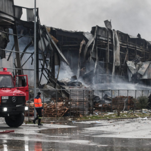 Φονική έκρηξη στη «Βιολάντα»: Πώς το αλεύρι & η ζάχαρη μπορούν να λειτουργήσουν ως καύσιμη ύλη μέσα σε εργοστάσια