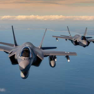 Μπενιαμίν Νετανιάχου σε Ιράν: «Θα σας πλήξουμε με πρωτοφανή τρόπο αν επιτεθείτε»