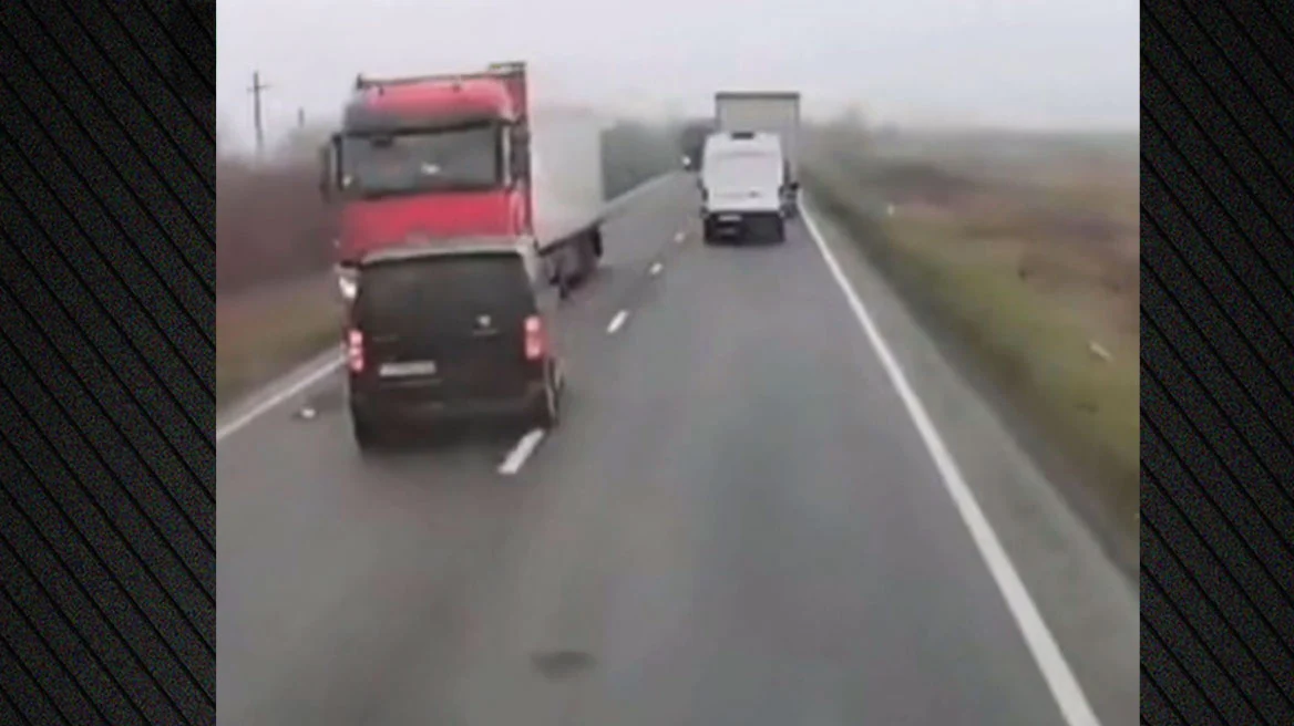 ΕΚΤΑΚΤΟ: Επτά νεκροί οπαδοί του ΠΑΟΚ σε τροχαίο δυστύχημα στη Ρουμανία – Τρεις τραυματίες (σκληρές εικόνες)