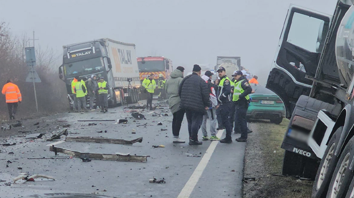 Τροχαίο δυστύχημα στη Ρουμανία: «Προχθές ήμασταν μαζί – Πιτσιρίκια είναι» λέει ο πρώην αντιδήμαρχος Αλεξάνδρειας