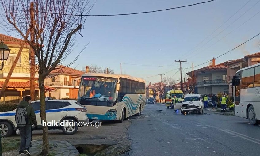 Νέο ατύχημα με βαν που συγκρούστηκε μετωπικά με λεωφορείο στην Χαλκιδική!