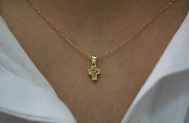 Πάτρα: 20χρονος Ρομά επιτέθηκε σε 19χρονη και της άρπαξε χρυσή αλυσίδα από το λαιμό