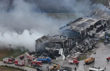 Τα αναπάντητα ερωτήματα μετά το πόρισμα της Πυροσβεστικής για τη φονική έκρηξη στη «Βιολάντα»