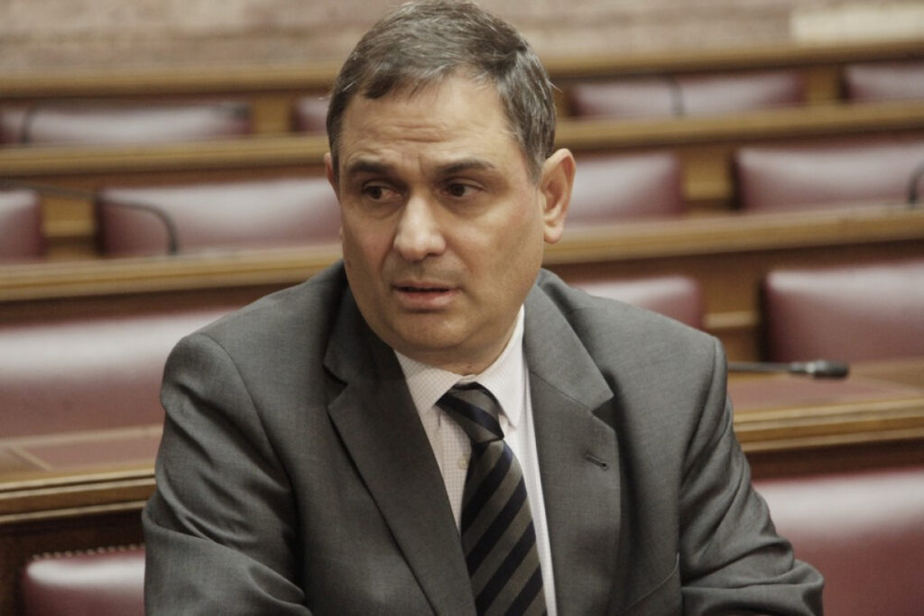 Φ.Σαχινίδης για ενδεχόμενο επιστροφής της Ν.Κασιμάτη στο ΠΑΣΟΚ: «Πρώτα να ζητήσει συγγνώμη και να εξομολογηθεί»!