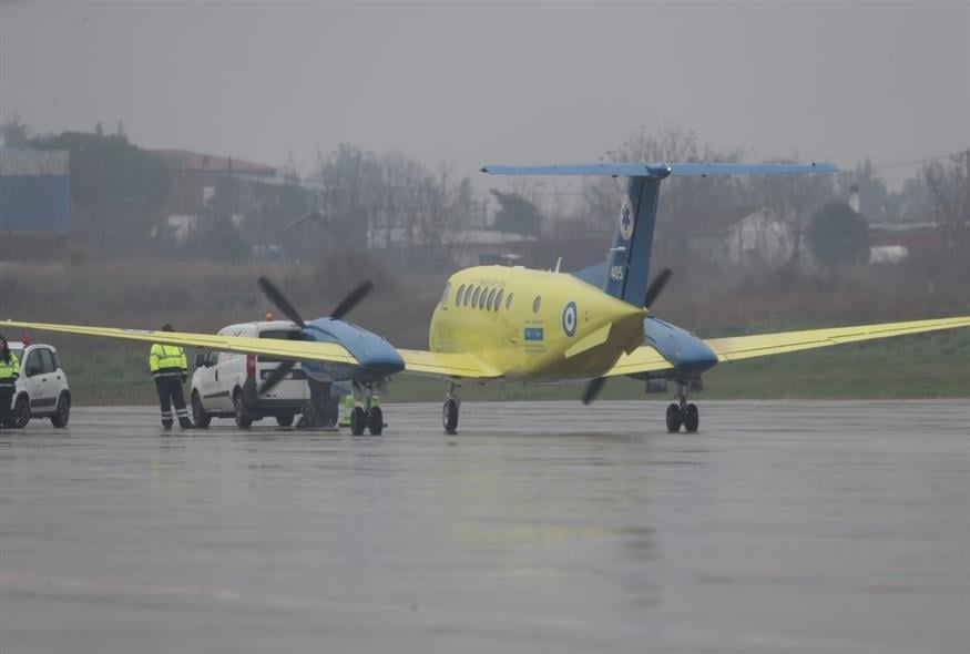 Έφτασαν στη Θεσσαλονίκη οι δύο τραυματίες οπαδοί του ΠΑΟΚ: Θα μεταφερθούν στο «Παπαγεωργίου»