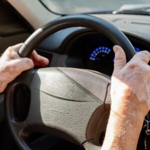 Συνελήφθη 89χρονος που οδηγούσε για 10χλμ ανάποδα στην Εγνατία οδό – Προκάλεσε τροχαίο!