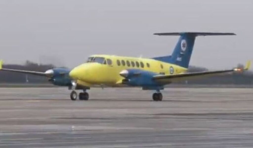 Ρουμανία: Μεταφέρθηκαν οι δύο τραυματίες οπαδοί του ΠΑΟΚ στο αεροπλάνο του ΕΚΑΒ (βίντεο)