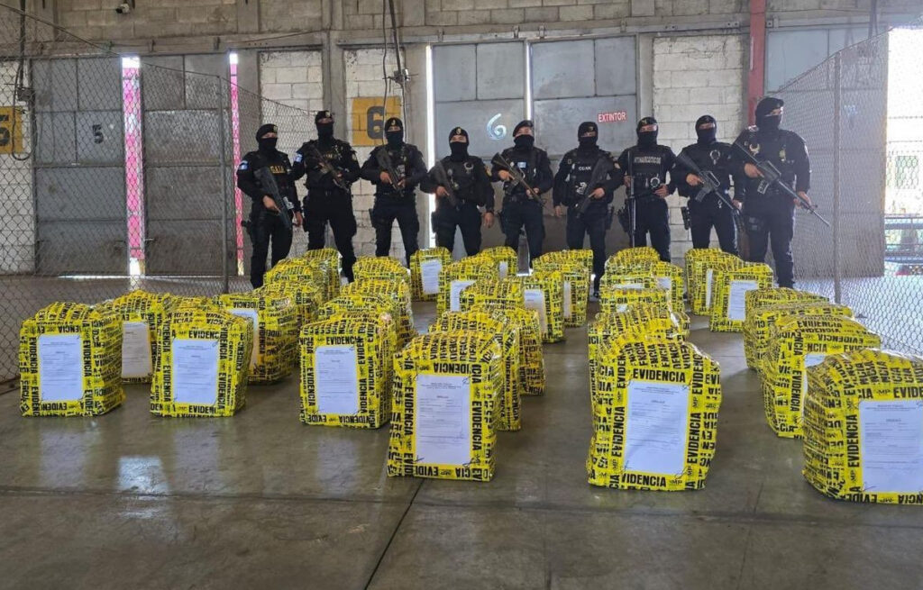 «Ιστορική» κατάσχεση 4,9 τόνων κοκαΐνης στη Γουατεμάλα (φώτο)