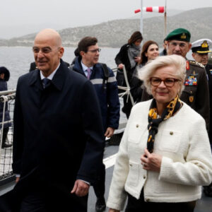 Επίσκεψη Γαλλίδας υπουργού Άμυνας στην Αθήνα: Τι αναφέρουν γαλλικά ΜΜΕ