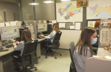 Πρόβλημα στην τηλεφωνική  γραμμή της Άμεσης Δράσης – Έπεσε το «100»! – Αποκαταστάθηκε η βλάβη λέει η ΕΛ.ΑΣ (upd)