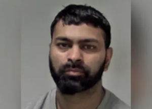 Βρετανία: 35χρονος σεκιουριτάς «άρπαξε» 14χρονη που περίμενε το τρένο και τη βίασε στο γραφείο του (βίντεο)