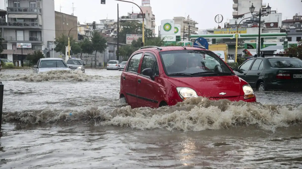 Μήνυμα από το «112» στο Βόρειο Αιγαίο:  «Προσοχή στις μετακινήσεις σας μέχρι το πρωί της Δευτέρας»