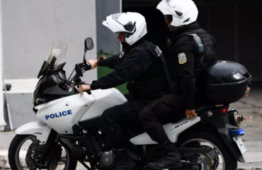 Συνελήφθη 20χρονη στη Νέα Ιωνία για κλοπή σε διαμέρισμα: Κρύφτηκε στη ντουλάπα όταν έγινε αντιληπτή