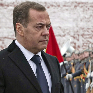 Ν.Μεντβέντεφ για το ενδεχόμενο ενός πυρηνικού πολέμου: «Δεν είμαστε τρελοί να τον θέλουμε αλλά δεν αποκλείεται»