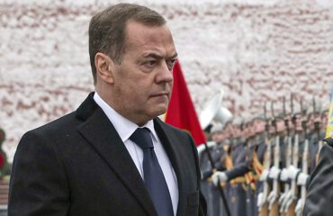 Ν.Μεντβέντεφ για το ενδεχόμενο ενός πυρηνικού πολέμου: «Δεν είμαστε τρελοί να τον θέλουμε αλλά δεν αποκλείεται»