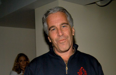 Όταν ο Τ.Επστάιν το 2010 είχε γράψει σε άγνωστη γυναίκα: «Θέλω να σε δω με στολή της Χιονάτης»