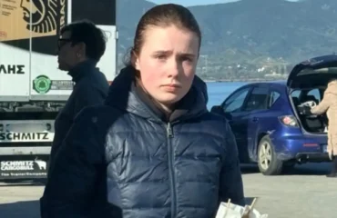 Υπόθεση εξαφάνισης Λόρας: «Έχω βοηθήσει ήδη αρκετά – Εσείς την βρήκατε;» λέει ο πατέρας της