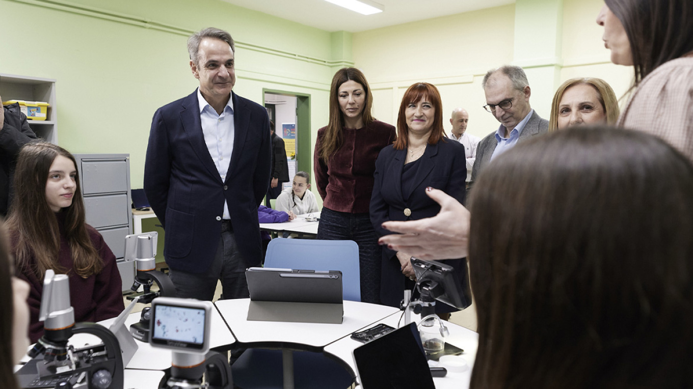 Στο Κέντρο Καινοτομίας Ηπείρου ο Κ.Μητσοτάκης: «Μακάρι και εμείς όταν κάναμε βιολογία να είχαμε τέτοια εργαλεία»