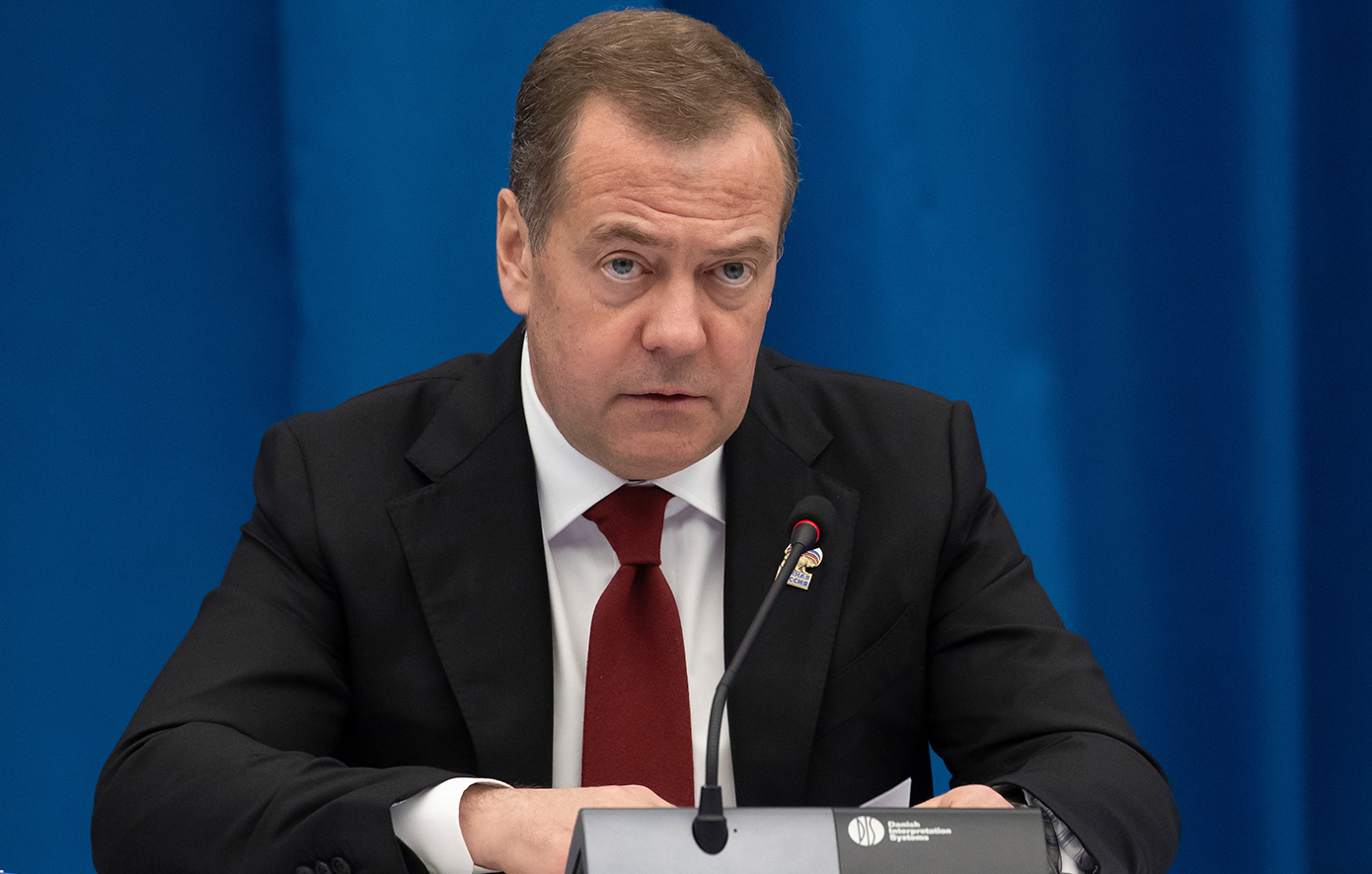 Η εμπνευσμένη από το Game of Thrones ανάρτηση του Ν.Μεντβέντεφ για τη λήξη της New Start: «Όλα ανήκουν στο παρελθόν»